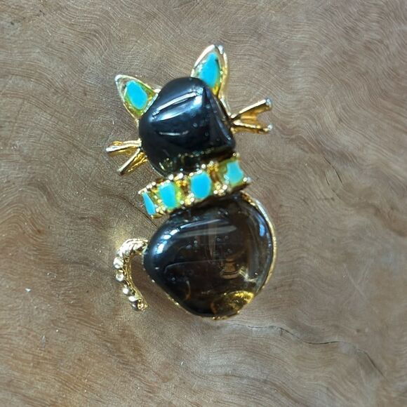 Vintage Tiny Cat Brooch/Pin - Picture 1 of 7